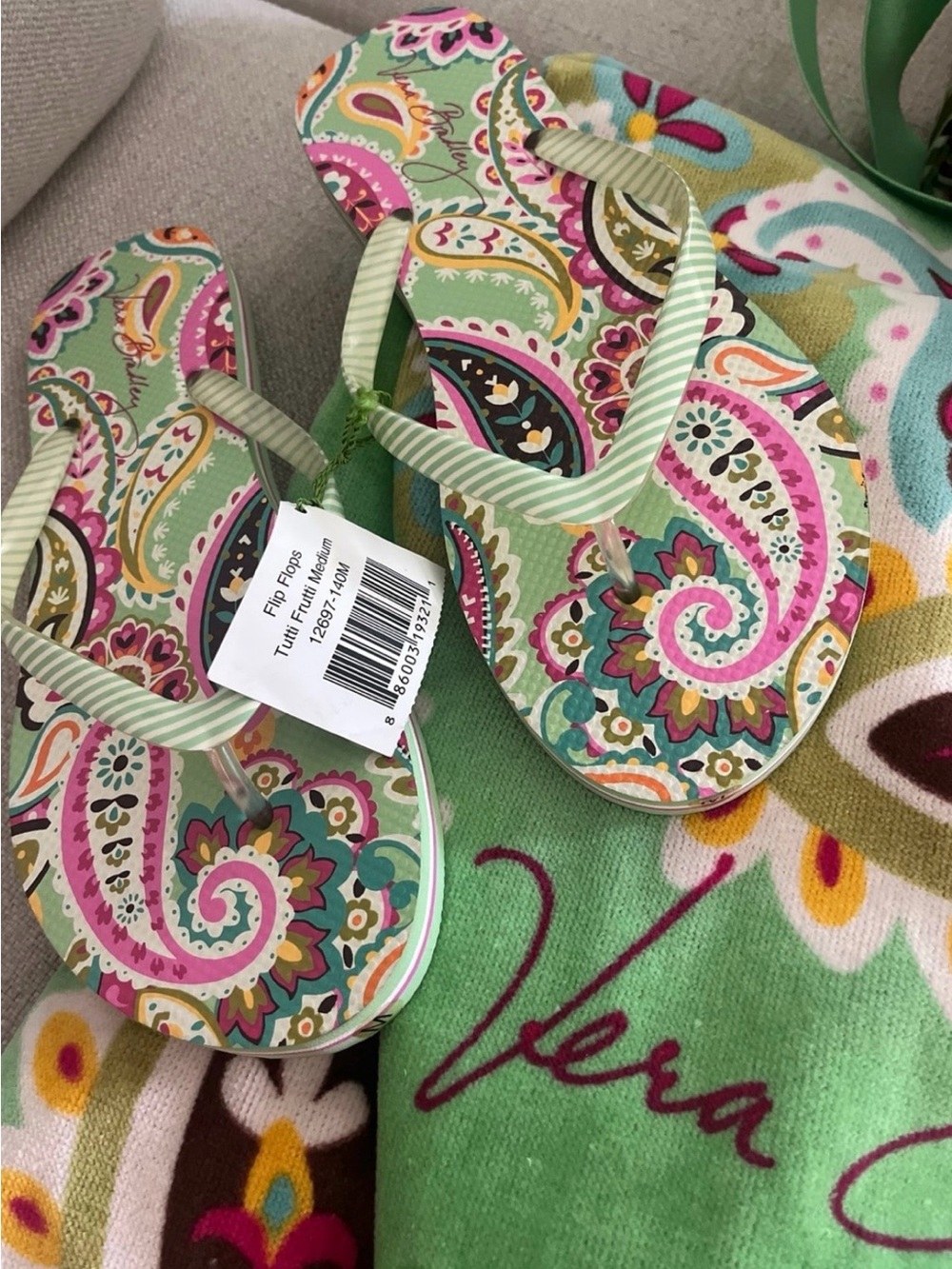 Vera Bradley beach swim party Paisley cooler Tote Towel & Flip Flop 7/8 M - Picture 4 of 7